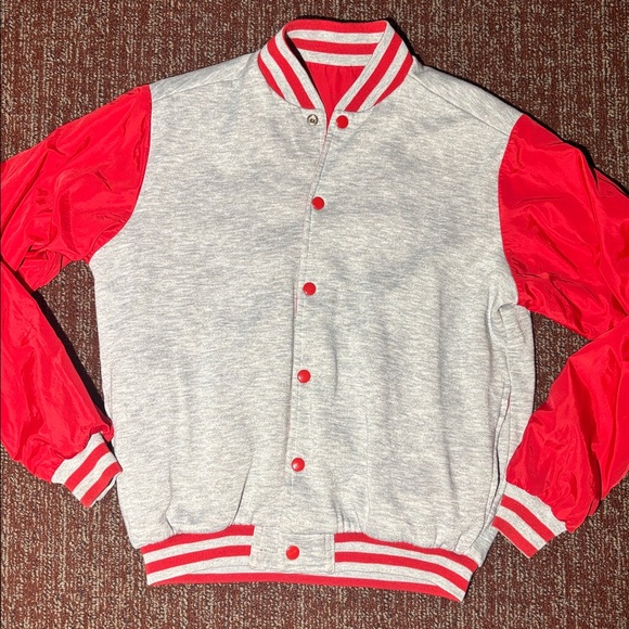 Vintage Nike reversible 1980’s crewneck jacket red/gray size small